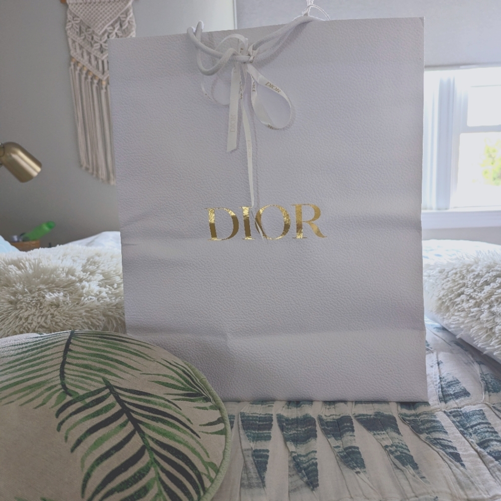 Dior gift bag - large with original ribbons